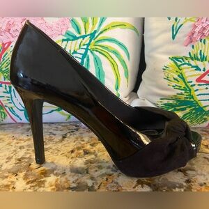 Fiona Black Patent Peep Toe Stiletto Heel Woman’s Sz 9
